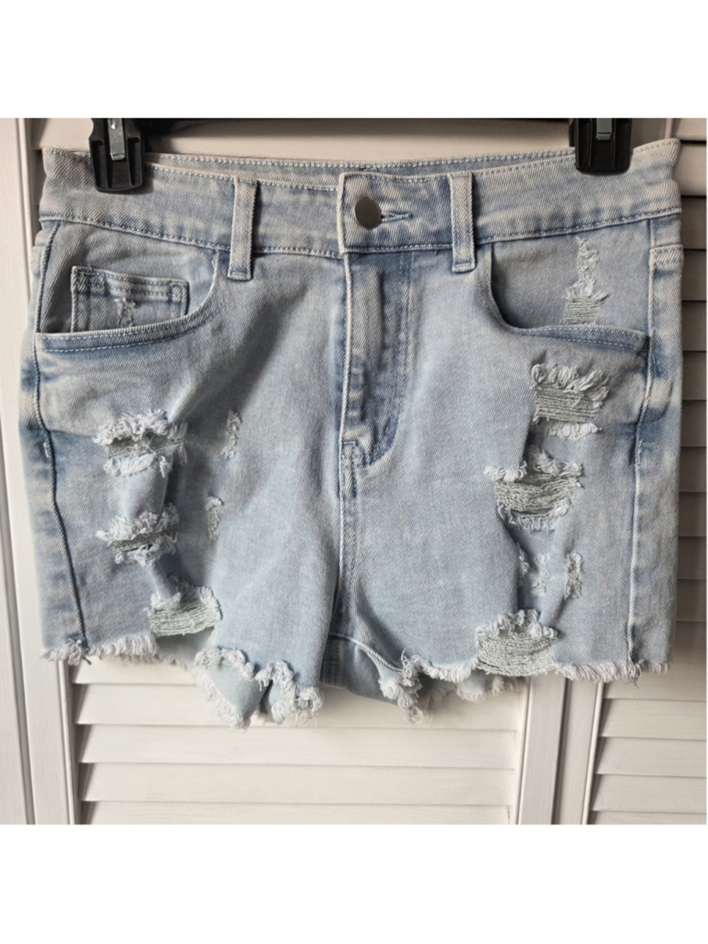 Women's Unbranded Light Blue Distressed Jean Shorts S